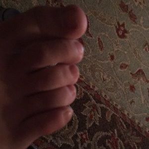Toes